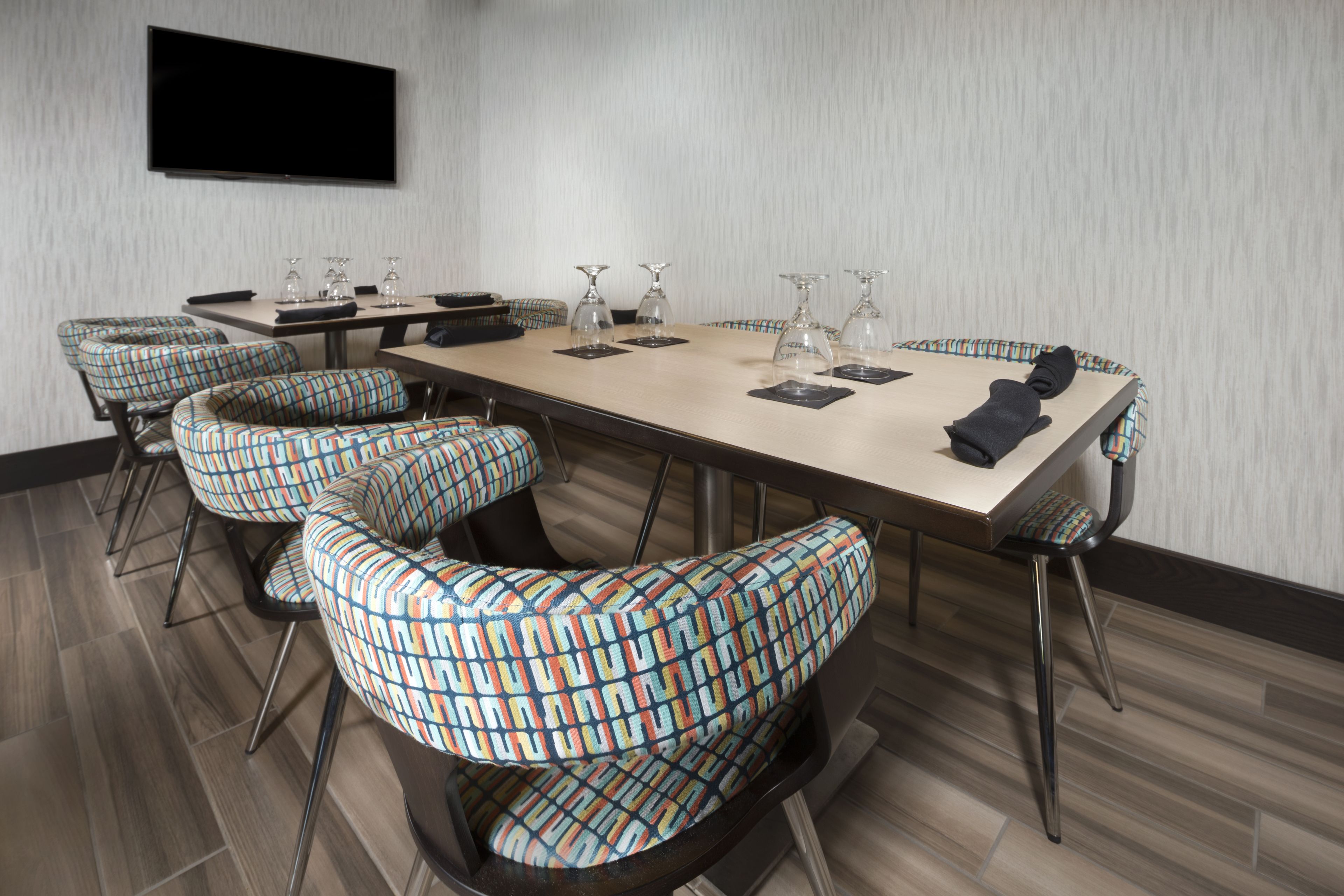 breakfast and dinner served