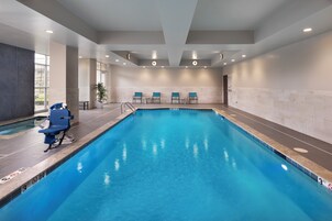 Una piscina techada