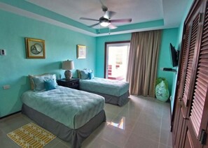 Penthouse Cao cấp, 2 phòng ngủ, bồn tắm thủy lực | 1 phòng ngủ, minibar, két bảo mật tại phòng, bàn ủi/dụng cụ ủi quần áo 