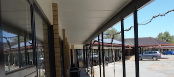 Civic Motor Inn