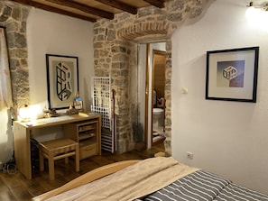 Apartamento, 1 habitación | 1 dormitorio, ropa de cama de alta calidad, edredones de plumas