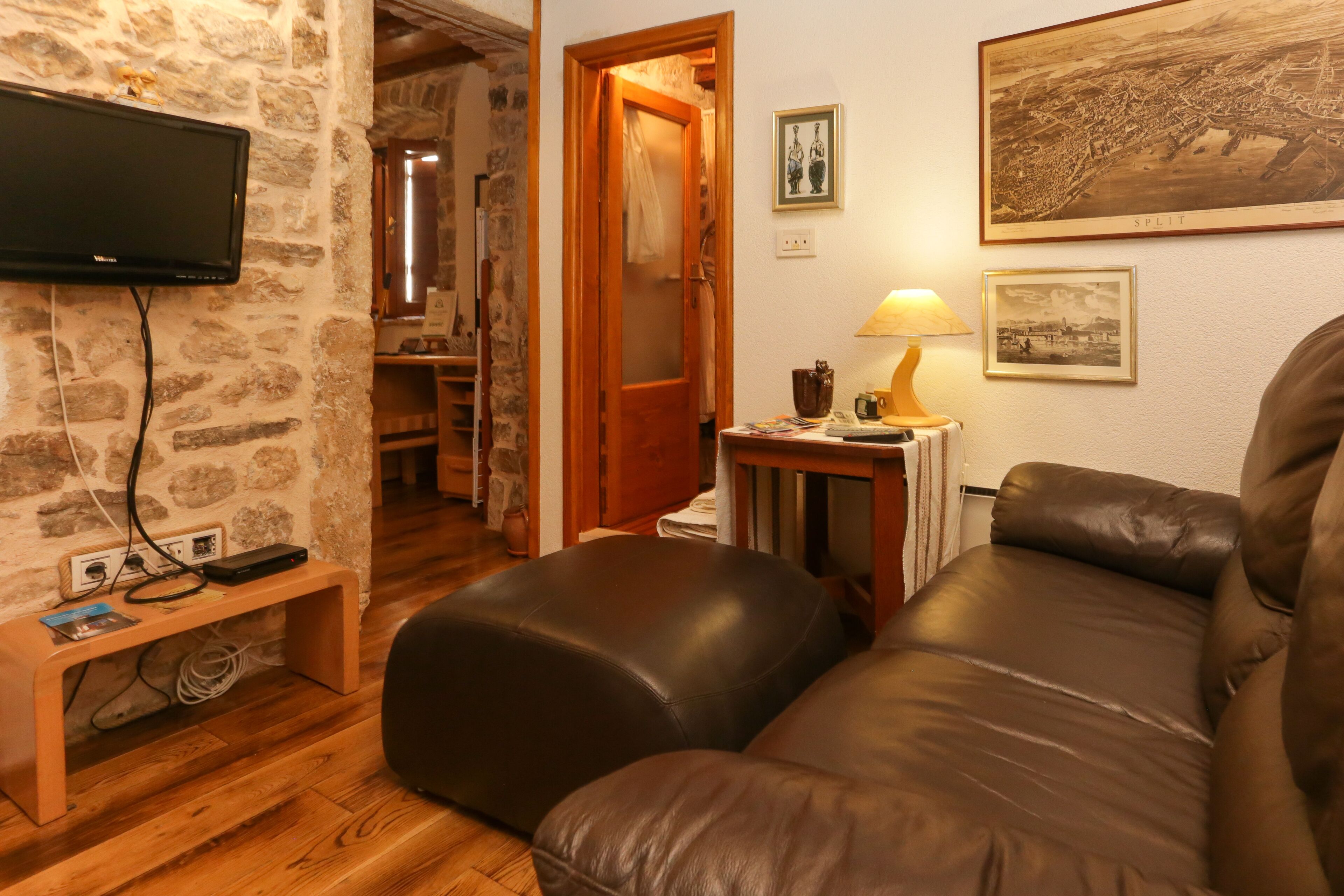 Televisión de pantalla plana