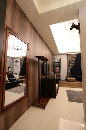 Economy Double Room | Premium bedding, down comforters, pillowtop beds, individually decorated - Aria2 home (Hualien City)