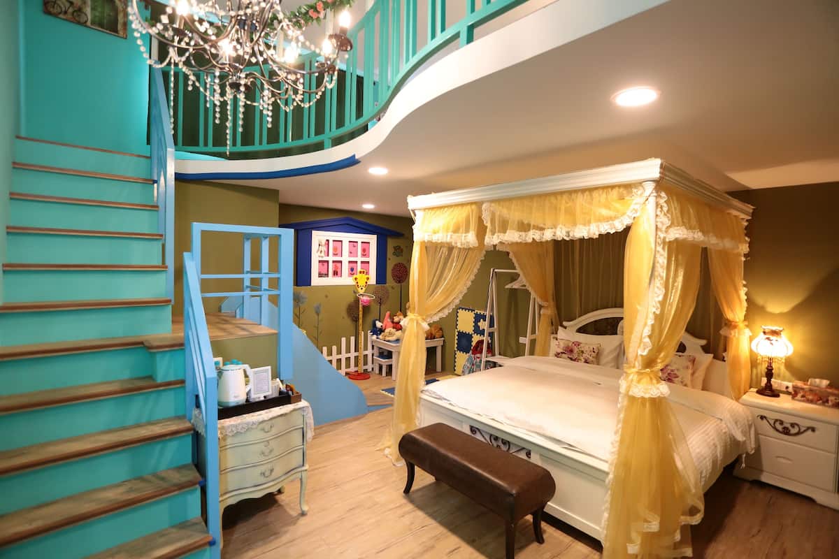 Family Quadruple Room | Premium bedding, down comforters, pillowtop beds, individually decorated