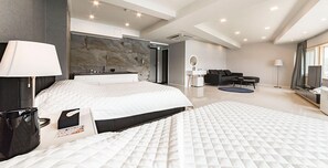 Royal Suite | Free WiFi - J hotel (Yangpyeong)