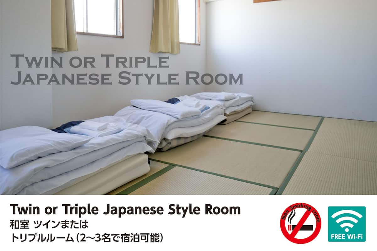 Phòng 2 giường đơn truyền thống, không hút thuốc (Japanese Style) | Bàn, bàn ủi/dụng cụ ủi quần áo, truy cập Internet không dây miễn phí