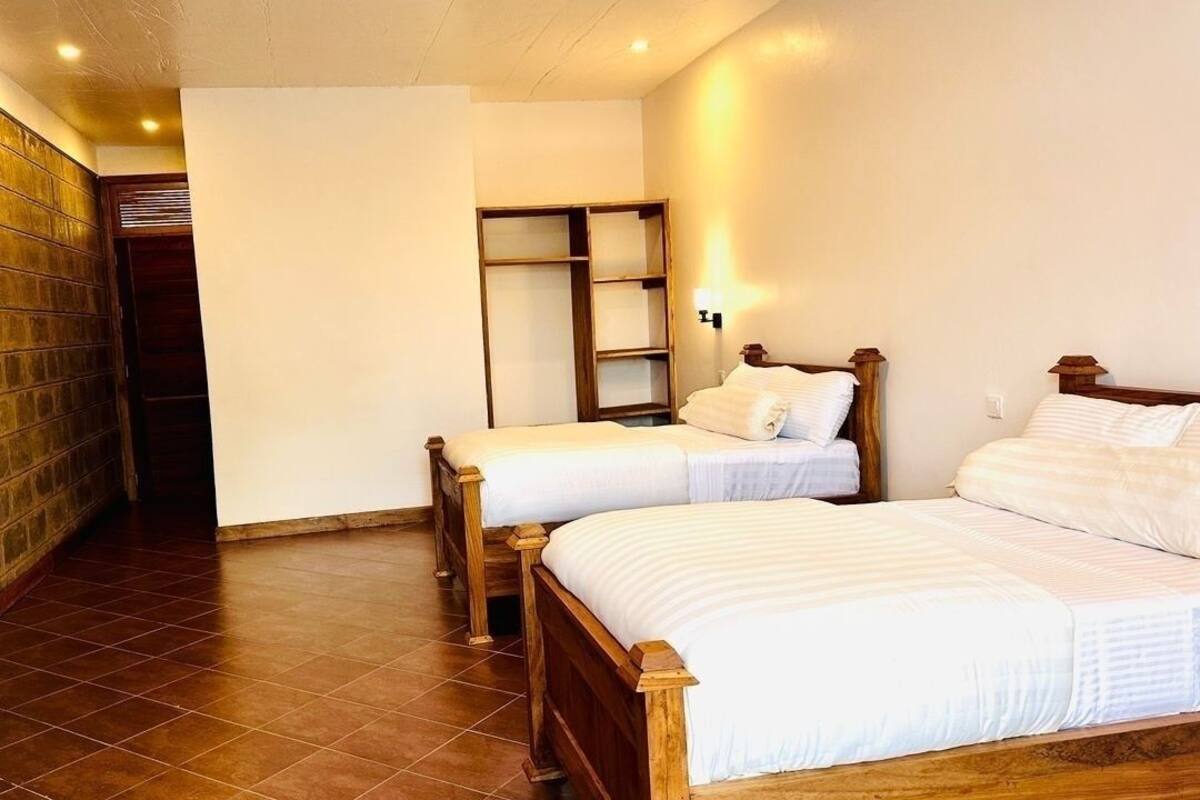 Twin Room, 2 Single Beds