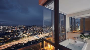 Executive Apartment, 3 Bedrooms, Kitchen, Mountain View | Mountain view