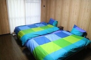 Standard Triple Room | 1 bedroom, free WiFi - Apartment Kanade (Osaka)