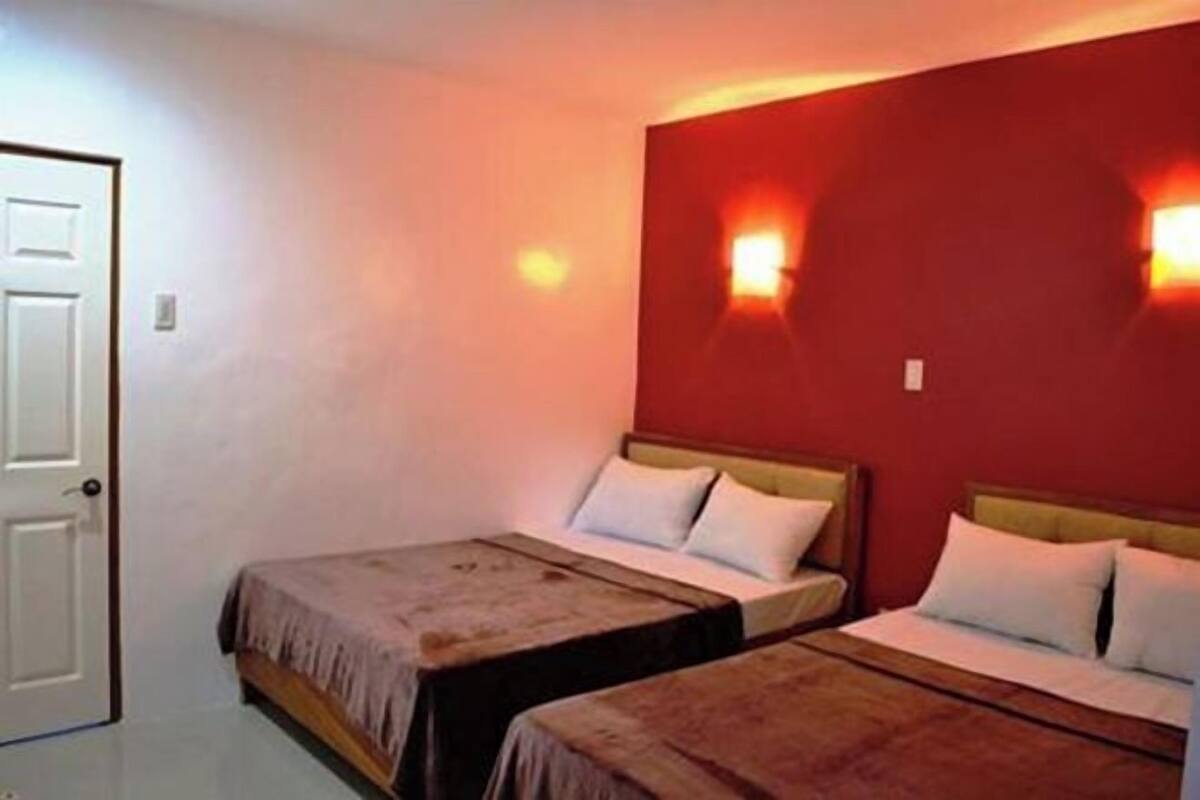 Desk, iron/ironing board, WiFi (free), bed sheets
