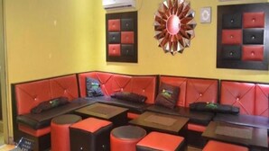 酒吧(店内)