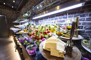 Daily buffet breakfast (EUR 40 per person) - Laren Family Hotel & Spa - Boutique Hotel (Antalya)