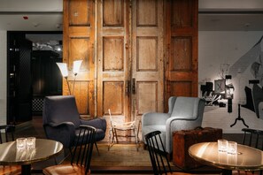 Bar (on property) - Ruby Coco Hotel Dusseldorf by IHG (Düsseldorf)
