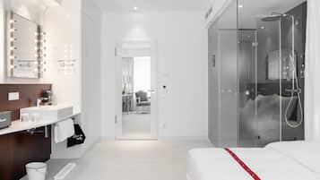 Room (Wow Room) | Bathroom | Shower, rainfall showerhead, designer toiletries, hair dryer