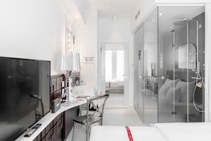 Roupas de cama premium, cofres nos quartos, individualmente decorados