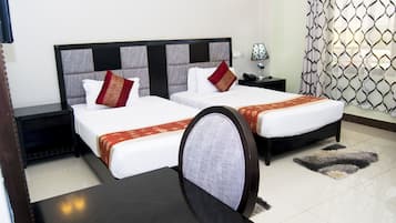 Premium Room | Premium bedding, in-room safe, desk, soundproofing