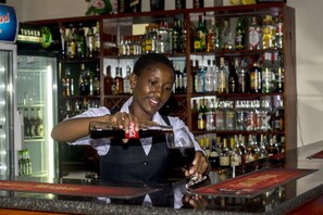 Bar (on property) - Flomi Hotel (Morogoro)