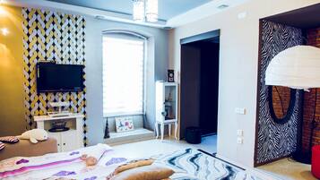 1 habitación, ropa de cama de alta calidad y escritorio