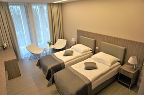 Habitación doble | Escritorio