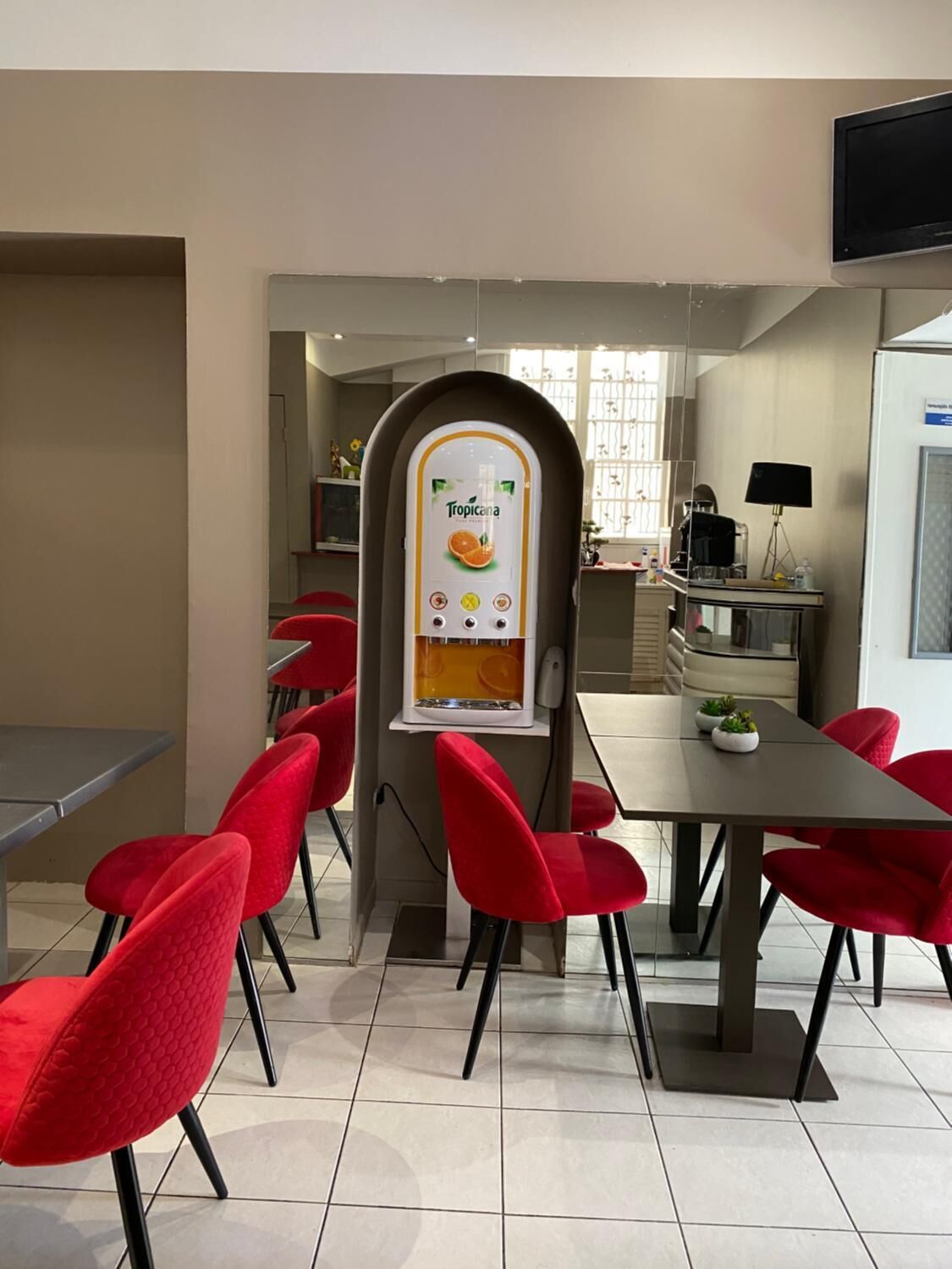 Foto - Kyriad Direct Beziers Centre