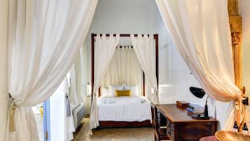 Doppelzimmer, eigenes Bad | Kostenlose Babybetten, kostenloses WLAN, Bettwäsche