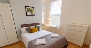 5 bedrooms, desk, iron/ironing board, free cots/infant beds