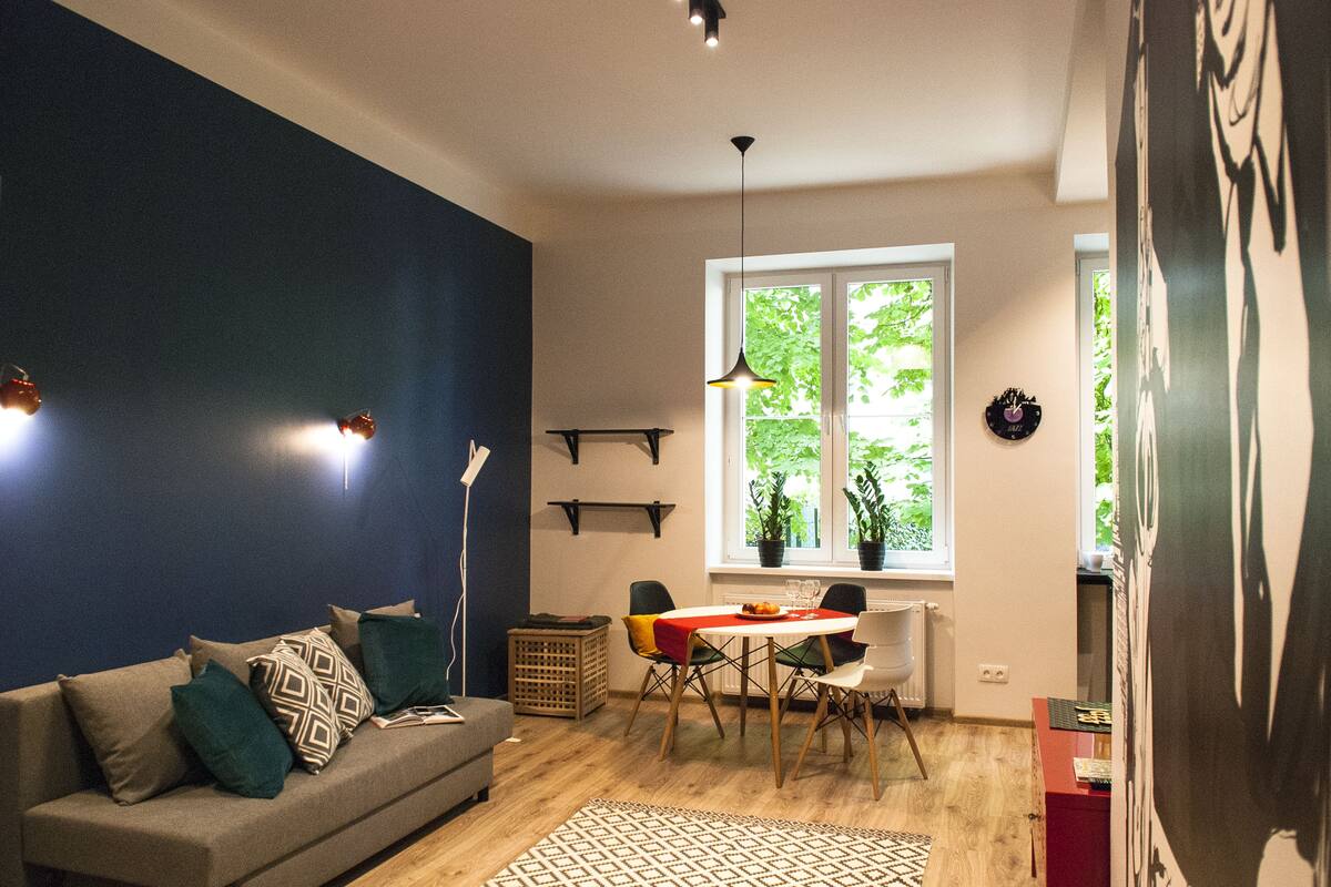 Basic Studio, Kitchen | Living area | Flat-screen TV