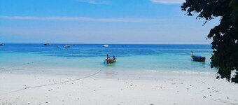  Charming Lipe Beach Resort