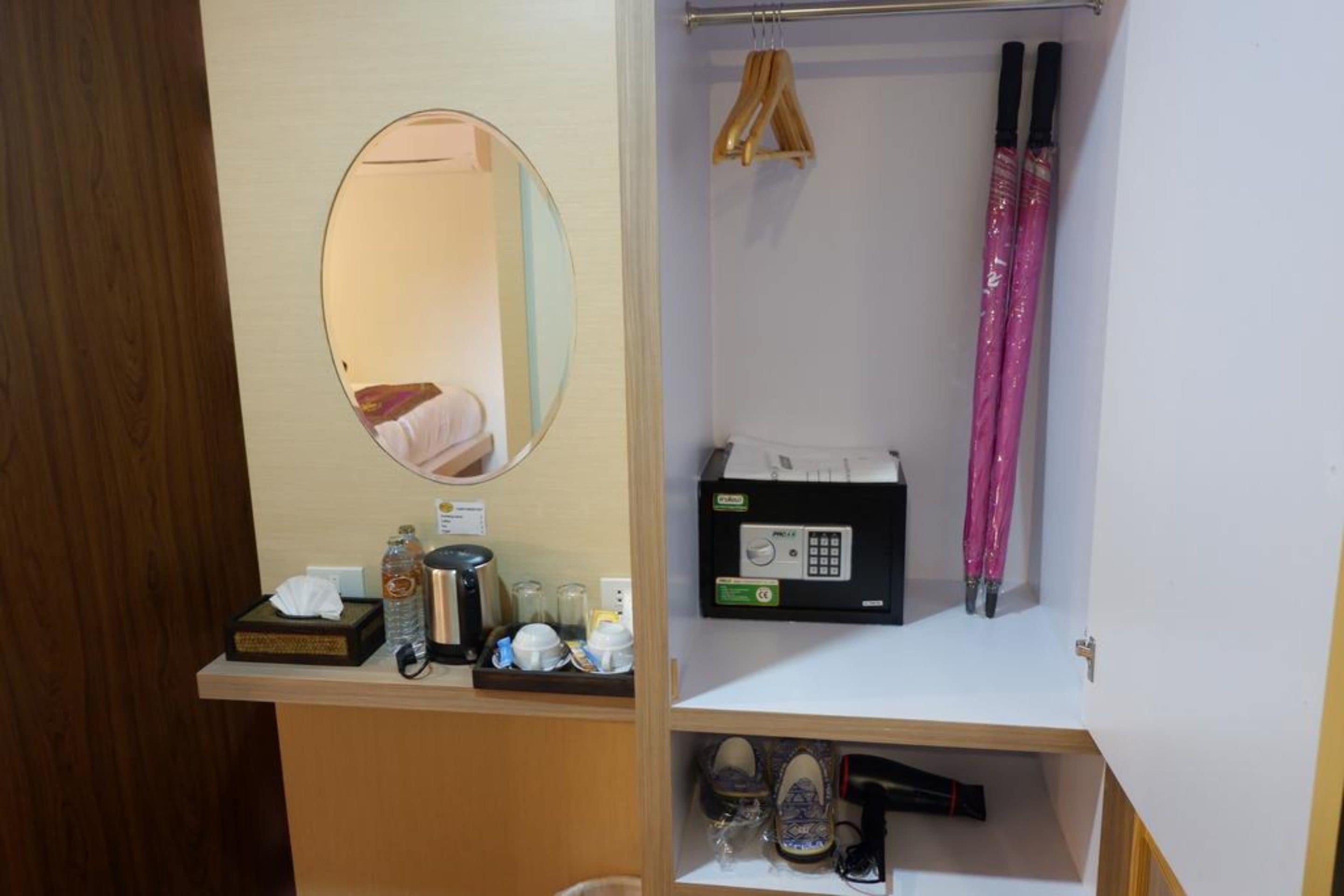 deluxe room | room amenity