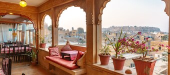 Hotel Lal Garh Fort And Palace
