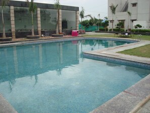 Piscine extérieure