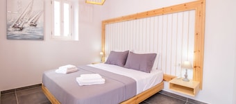 The Red Door in Koskinou