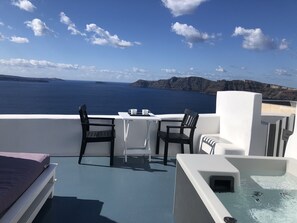 Traditional Apartment, Jetted Tub (Caldera View) | Terrace/patio - Aspa Caves (Santorini)