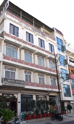 View from property - Konark Palace hotel (Jaipur)