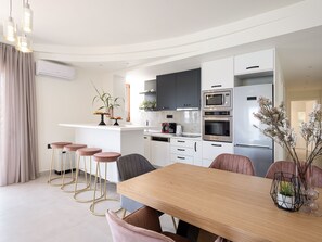 Apartment, Sea View, Beachfront | Living area