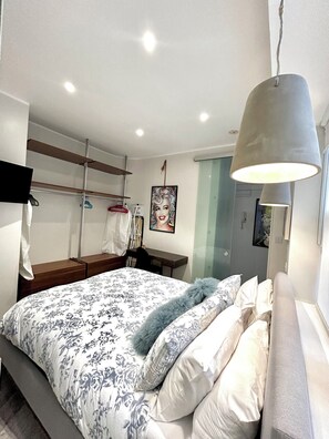 1 bedroom, blackout curtains, soundproofing, iron/ironing board