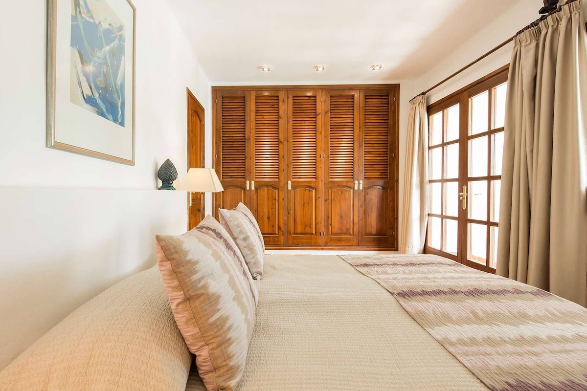 Senior Apartment
