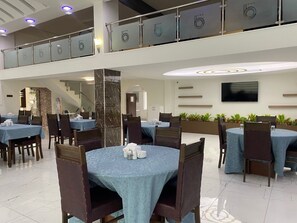 Lunch and dinner served, Turkish cuisine - Corum Buyuk Otel (Corum)