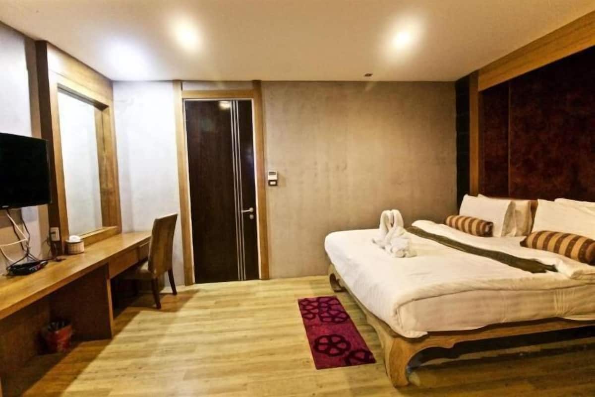 1 quarto, escrivaninha, quartos à prova de som, Wi-Fi de cortesia