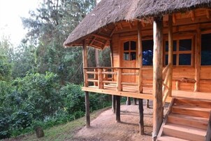 Deluxe Cottage, Lake View | Soundproofing, rollaway beds