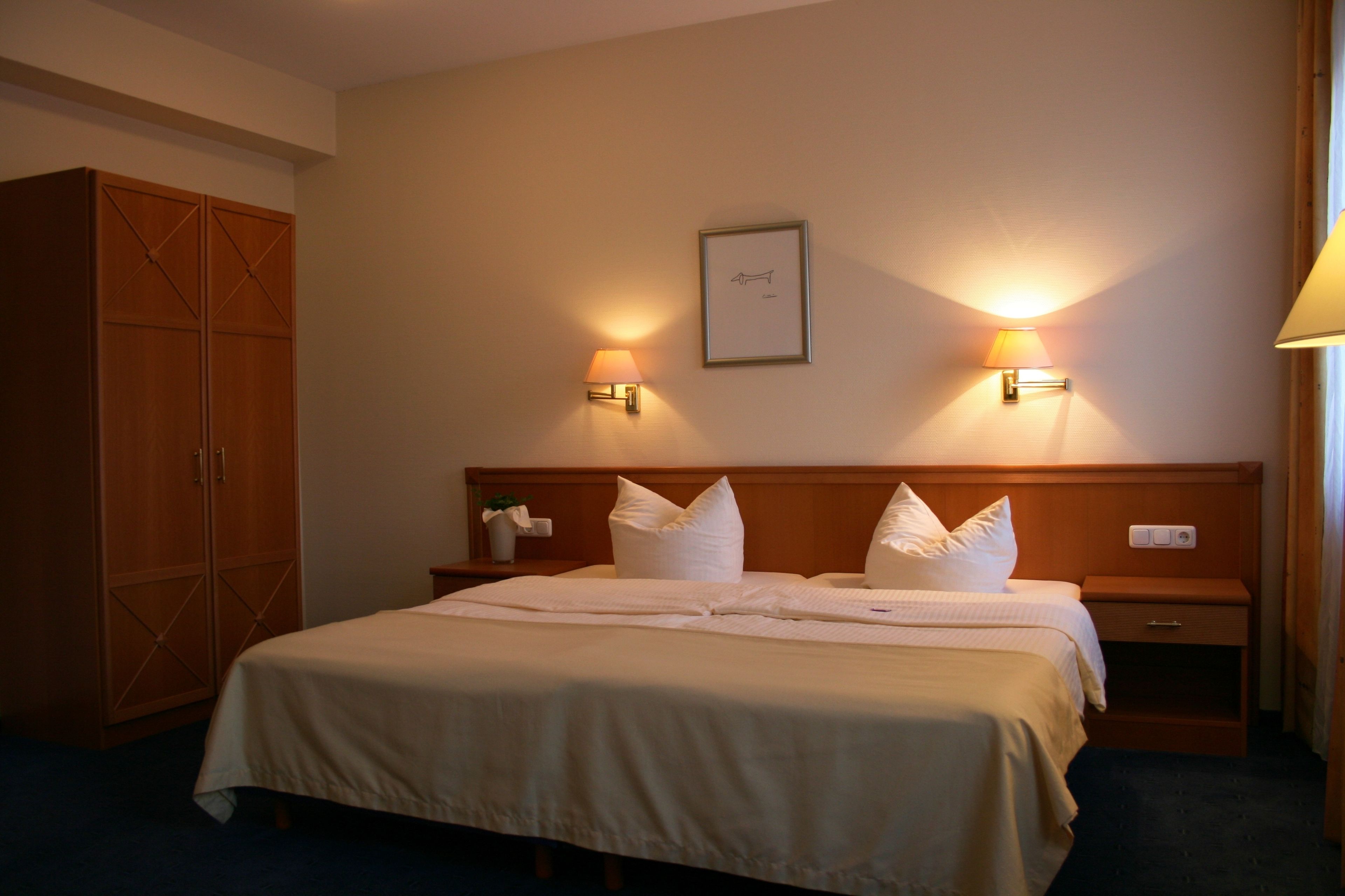 in-room safe, desk, soundproofing, free wifi