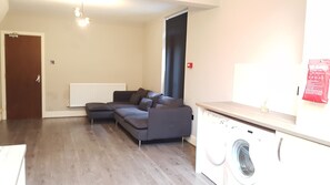 House, Multiple Bedrooms | Living room | Flat-screen TV