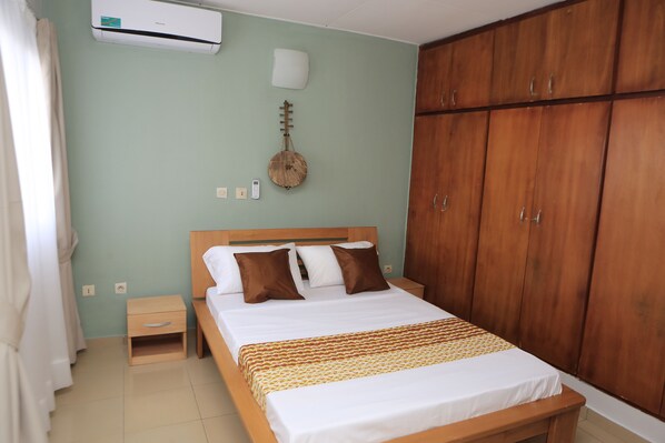 Classic Villa, 3 Bedrooms, Private Bathroom, Courtyard View | 3 bedrooms, individually decorated, individually furnished