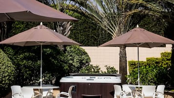 Outdoor pool, open 8 AM to 8 PM, sun loungers