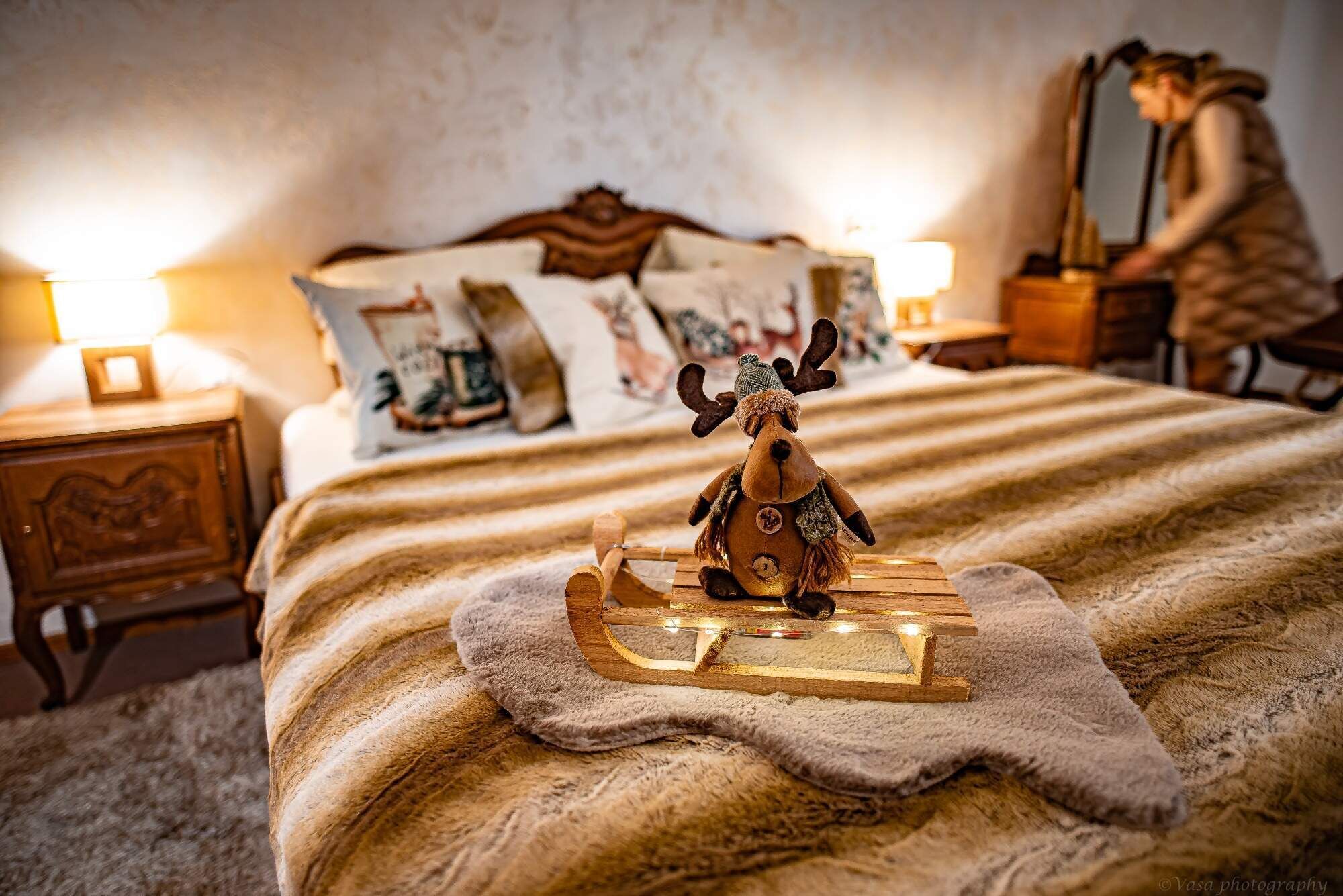 套房 | 羽绒被、Select Comfort 床、办公桌、遮光窗帘