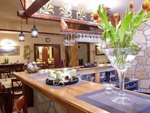 Bar (on property) - Penzion Staré časy (Horní Becva)