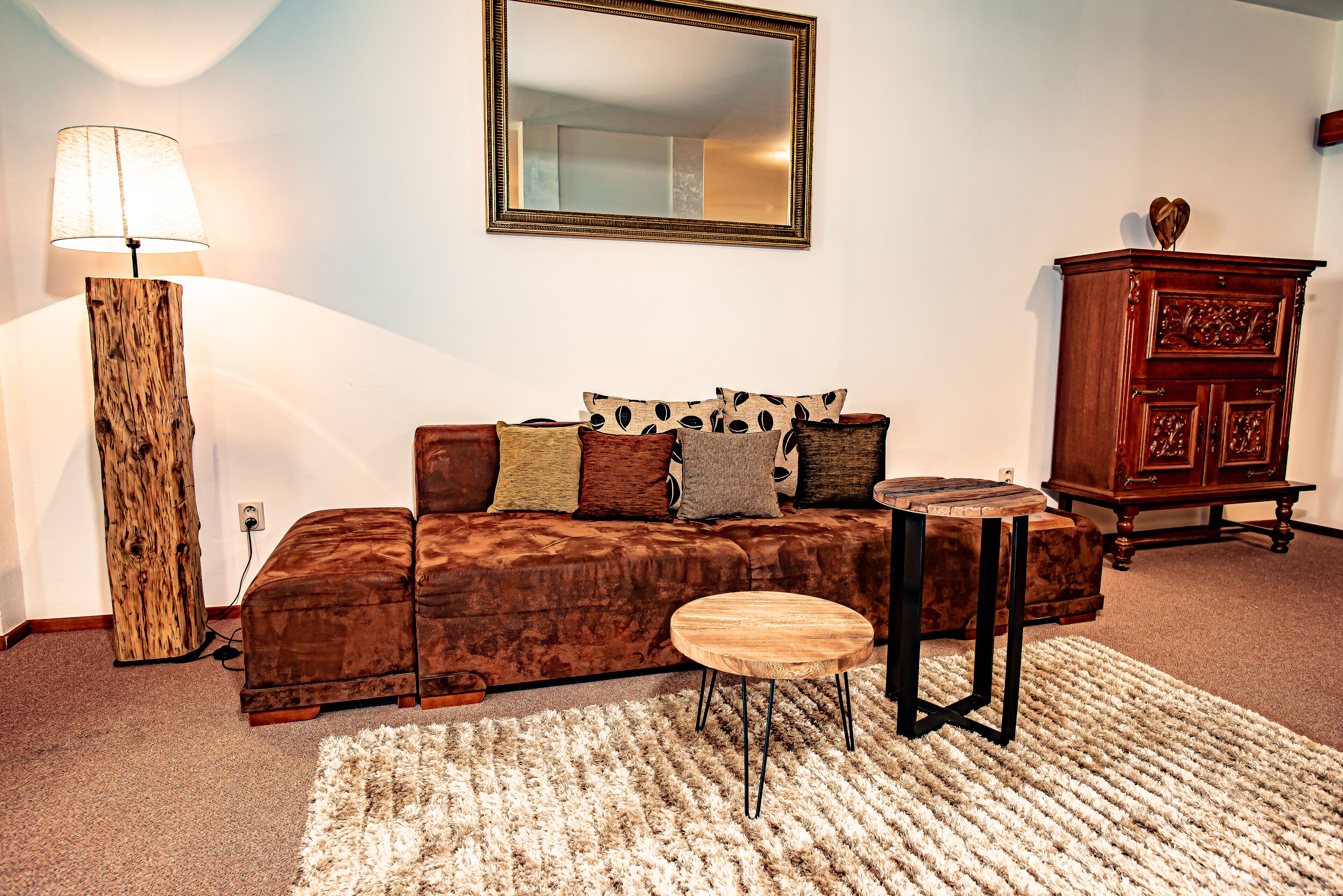 Suite | Hypo-allergenic bedding, Select Comfort beds, blackout drapes, WiFi