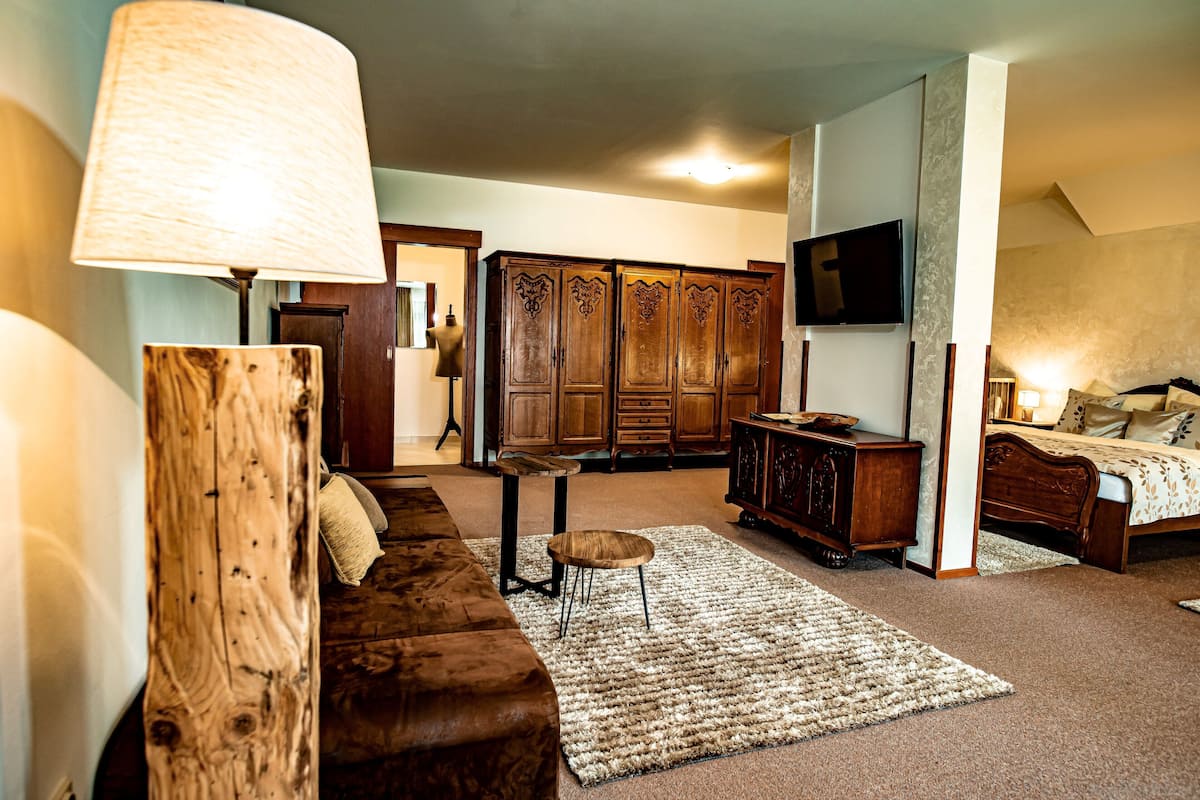 Suite | Allergikerbettwaren, Select-Comfort-Betten, Verdunkelungsvorhänge, WLAN