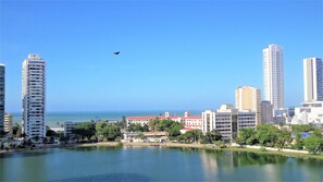 Căn hộ có tầm nhìn toàn cảnh, 1 phòng ngủ, quang cảnh biển | Quang cảnh từ phòng