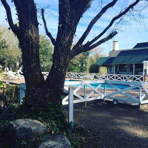 Property grounds - Hotel Prater (Villa General Belgrano)